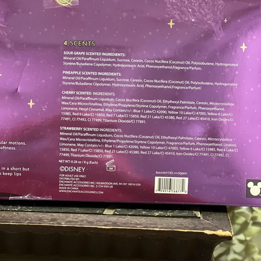 Disney Villains Lip Scrub & Balm Set - Picture 3 of 3